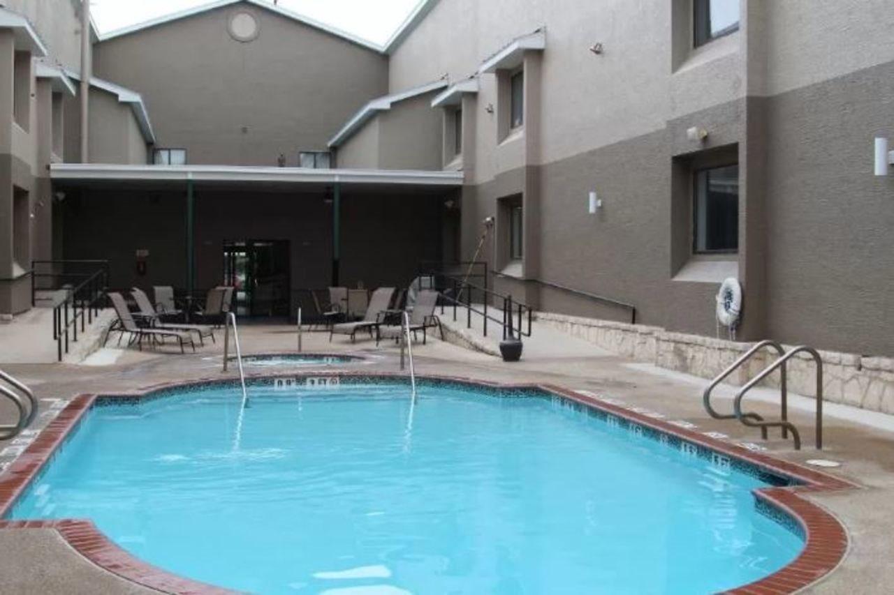 Country Inn & Suites By Radisson, Lackland Afb San Antonio , Tx מראה חיצוני תמונה