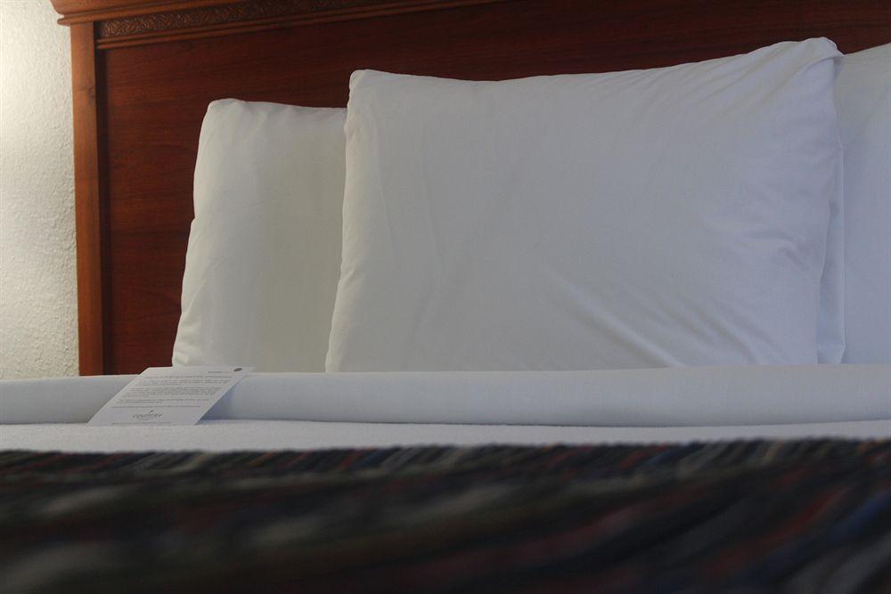 Country Inn & Suites By Radisson, Lackland Afb San Antonio , Tx מראה חיצוני תמונה